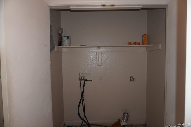 8826 Dream Ave, Converse, TX 78109 - laundry area with hookup for a washing machine and laundry area