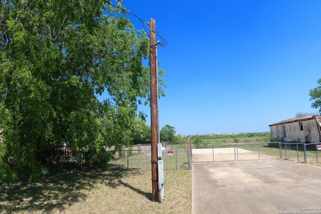 6022 Pioneer Rdg, San Antonio, TX 78242