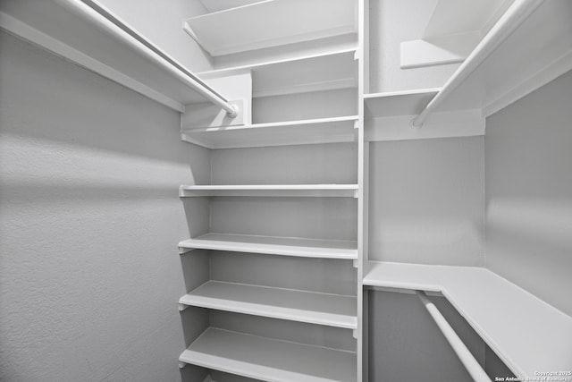 9400 Woodland Hls, San Antonio, TX 78250 - view of spacious closet