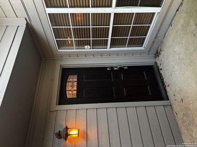 view of property entrance