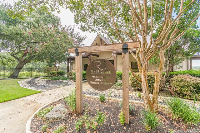395 Shady Holw, New Braunfels, TX 78132