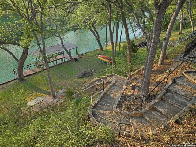 706 Gloria, Seguin, TX 78155 - view of yard with a water view