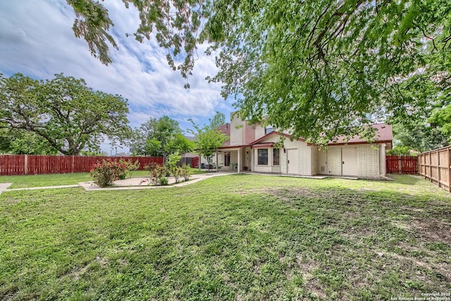 207 Mary Louise Dr, San Antonio, TX 78201 - view of yard featuring a fenced backyard and a patio