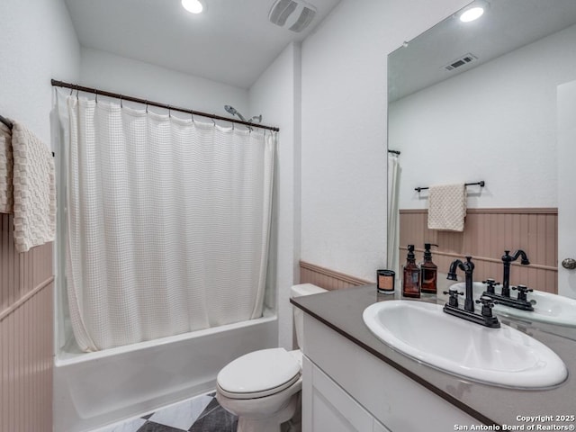 5936 Forenoon, Bulverde, TX 78163 - full bathroom featuring visible vents, shower / bath combination with curtain, toilet, and vanity
