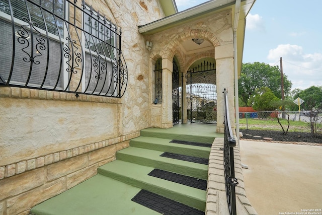 1923 W Pyron Ave, San Antonio, TX 78211 - view of patio with fence
