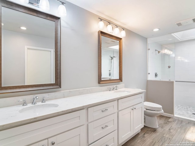 106 Castleoaks Dr, San Antonio, TX 78213 - full bath featuring visible vents, toilet, tiled shower, and a sink