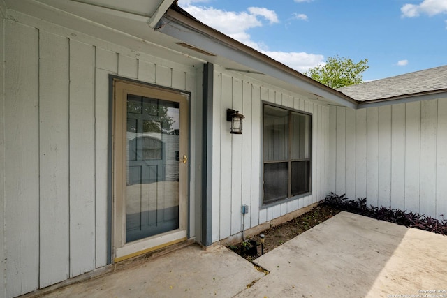 5822 Bennington, San Antonio, TX 78228 - entrance to property featuring a patio area