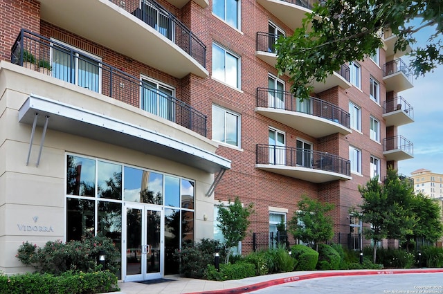 view of building exterior