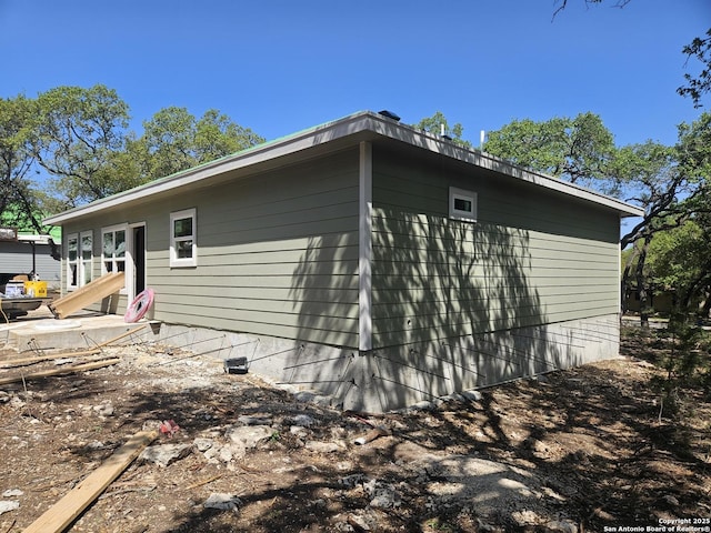 894 Luehlfing, Canyon Lake, TX 78133 - view of side of property