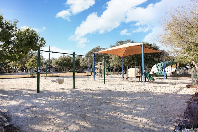 surrounding community with playground community