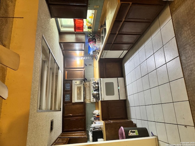 7900 Misty Frst, San Antonio, TX 78239 - view of kitchen