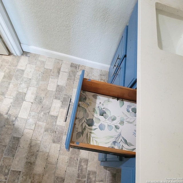 view of interior details