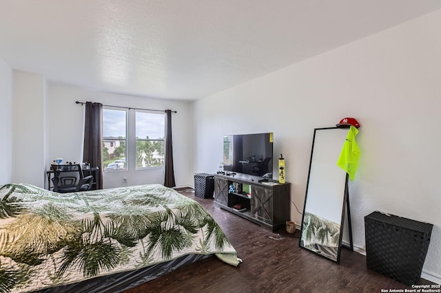 5402 Palamon Farm, San Antonio, TX 78228 - bedroom featuring wood finished floors