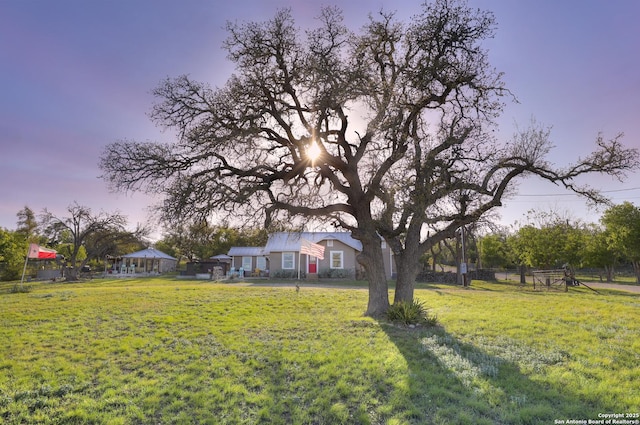 283 N Second St, Harper, TX 78631 - yard at dusk featuring fence