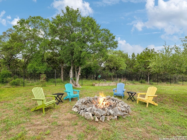 154 Elk Rdg, Canyon Lake, TX 78133 - view of yard with a fire pit and fence