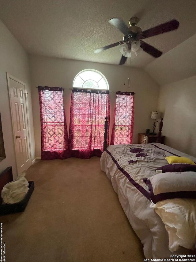 carpeted bedroom featuring a ceiling fan
