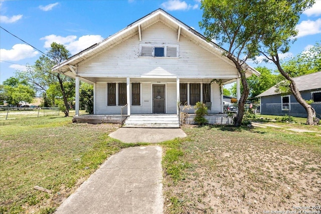 2115 Leal, San Antonio, TX 78207 - bungalow-style home with covered porch
