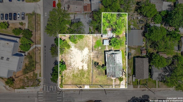 2115 Leal, San Antonio, TX 78207 - aerial view of property and surrounding area with property boundaries highlighted