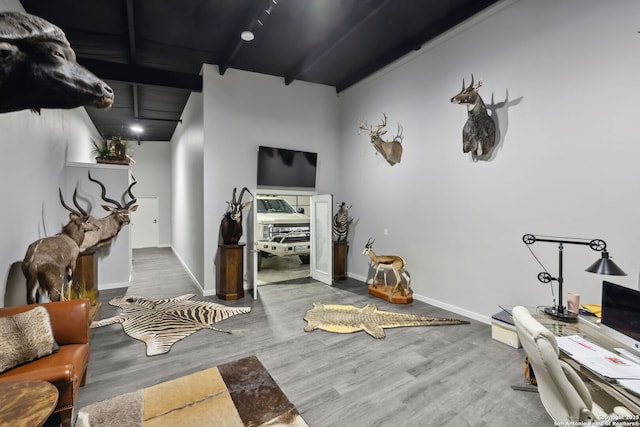 148 Lakecreek, New Braunfels, TX 78130 - interior space featuring wood finished floors and baseboards