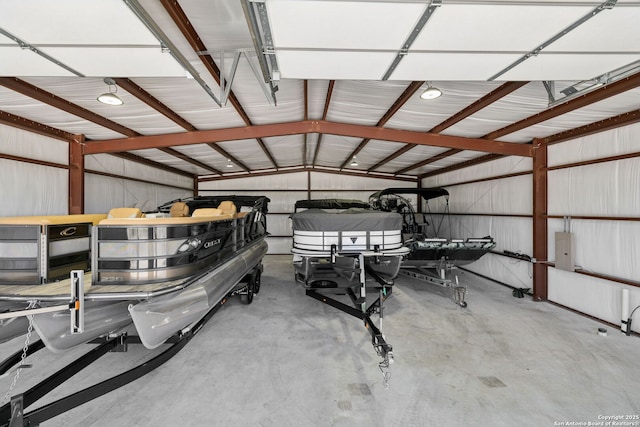 148 Lakecreek, New Braunfels, TX 78130 - garage with metal wall