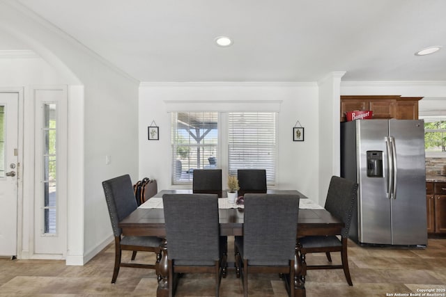 148 Lakecreek, New Braunfels, TX 78130 - dining area featuring recessed lighting and ornamental molding
