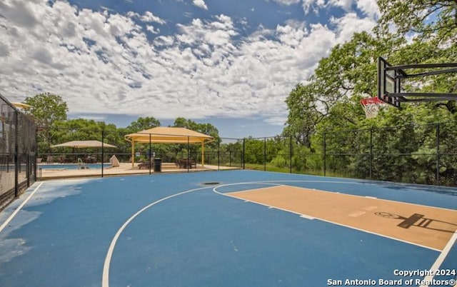 3727 Retreat Run, San Antonio, TX 78253 - view of sport court with community basketball court and fence