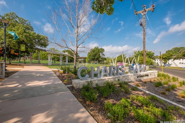 view of home's community
