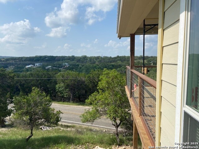 13700 Park Road 37, Lakehills, TX 78063 - view of balcony