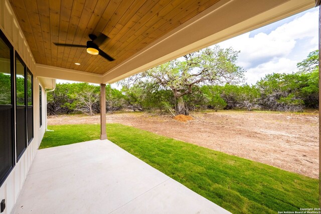 265 Vaquero Dr, Pipe Creek, TX 78063 - view of patio / terrace with ceiling fan