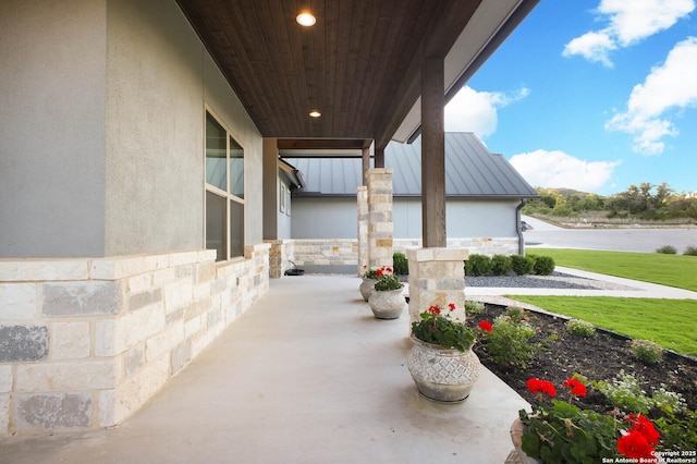 view of patio / terrace featuring covered porch