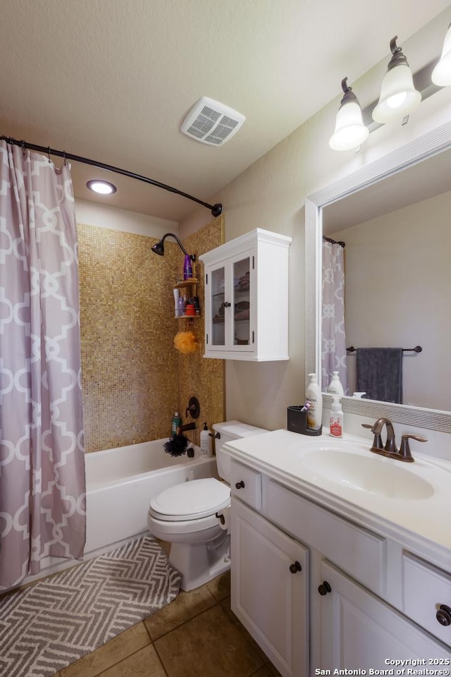 full bath featuring shower / bathtub combination with curtain, vanity, toilet, visible vents, and tile patterned flooring