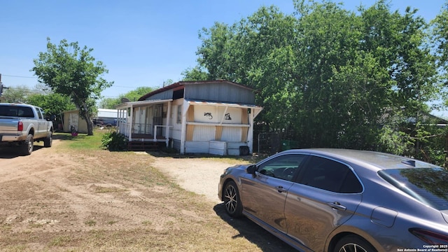 view of front of house
