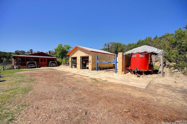 324 E Headwaters Rnch, Kendalia, TX 78027 - view of yard
