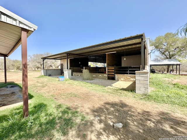 exterior space featuring an outdoor structure and an exterior structure