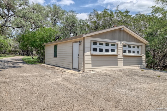 view of detached garage