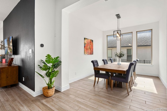 140 Cordova, Boerne, TX 78006 - dining room featuring light wood-style flooring and baseboards