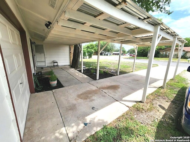 4802 Castle Brg, San Antonio, TX 78218 - view of patio