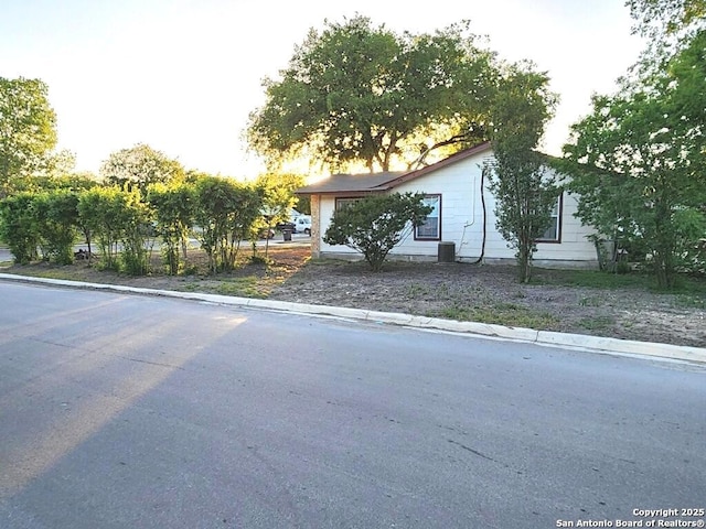 4802 Castle Brg, San Antonio, TX 78218 - view of obstructed view of property