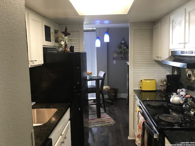 7039 San Pedro Unit 810, San Antonio, TX 78216 - kitchen featuring dark wood finished floors, a sink, white cabinets, black appliances, and under cabinet range hood