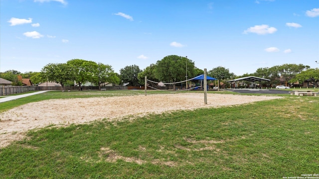 3634 Ridge Cluster, San Antonio, TX 78247 - surrounding community featuring volleyball court, fence, a detached carport, and a yard