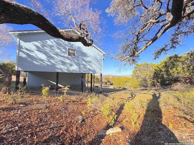 726 Barbara Dr, Canyon Lake, TX 78133 - view of side of home