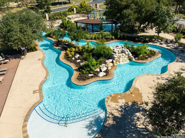 3818 Cualquiera, San Antonio, TX 78261 - community pool with a gazebo