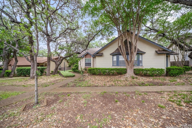 view of front of property