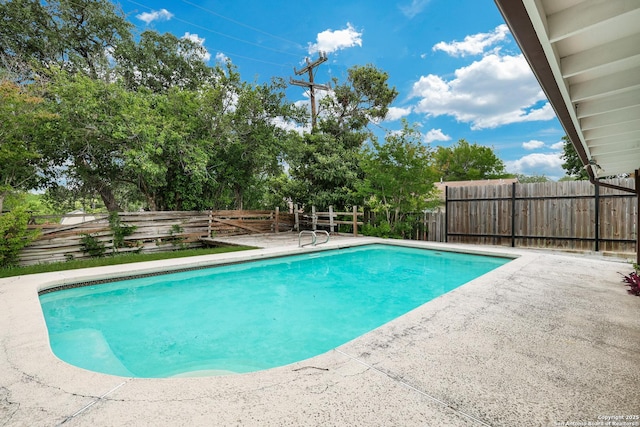 14320 Forum Rd, Universal City, TX 78148 - view of pool with a fenced in pool, a fenced backyard, and a patio