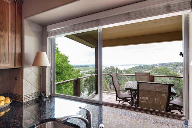 1298 Oakridge Ln, Canyon Lake, TX 78133 - interior space