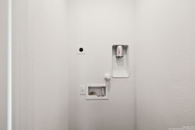 2910 Martin Luther King, San Antonio, TX 78220 - laundry room featuring electric dryer hookup, washer hookup, and laundry area