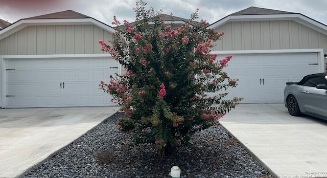 3436-3438 Scott Cir, Seguin, TX 78155 - exterior space with concrete driveway