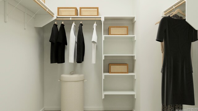518 Lew Pass, San Antonio, TX 78221 - view of walk in closet