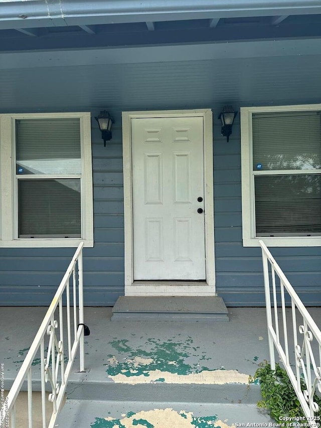 view of entrance to property