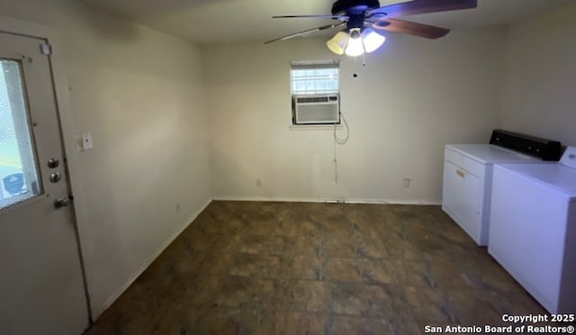 clothes washing area featuring laundry area, washing machine and dryer, baseboards, ceiling fan, and cooling unit